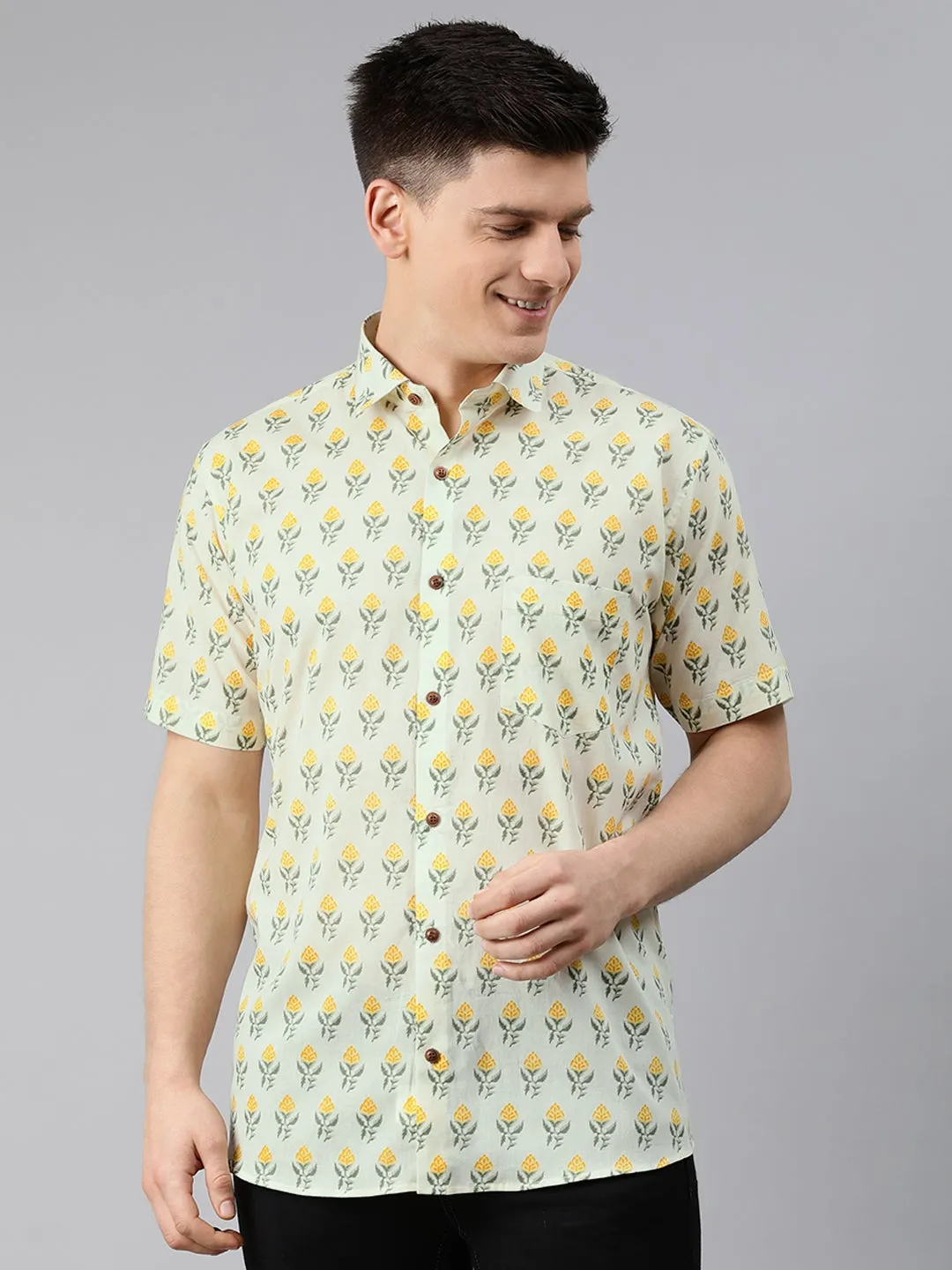 Green Cotton Short Sleeves Shirts For Men-Mmh050
