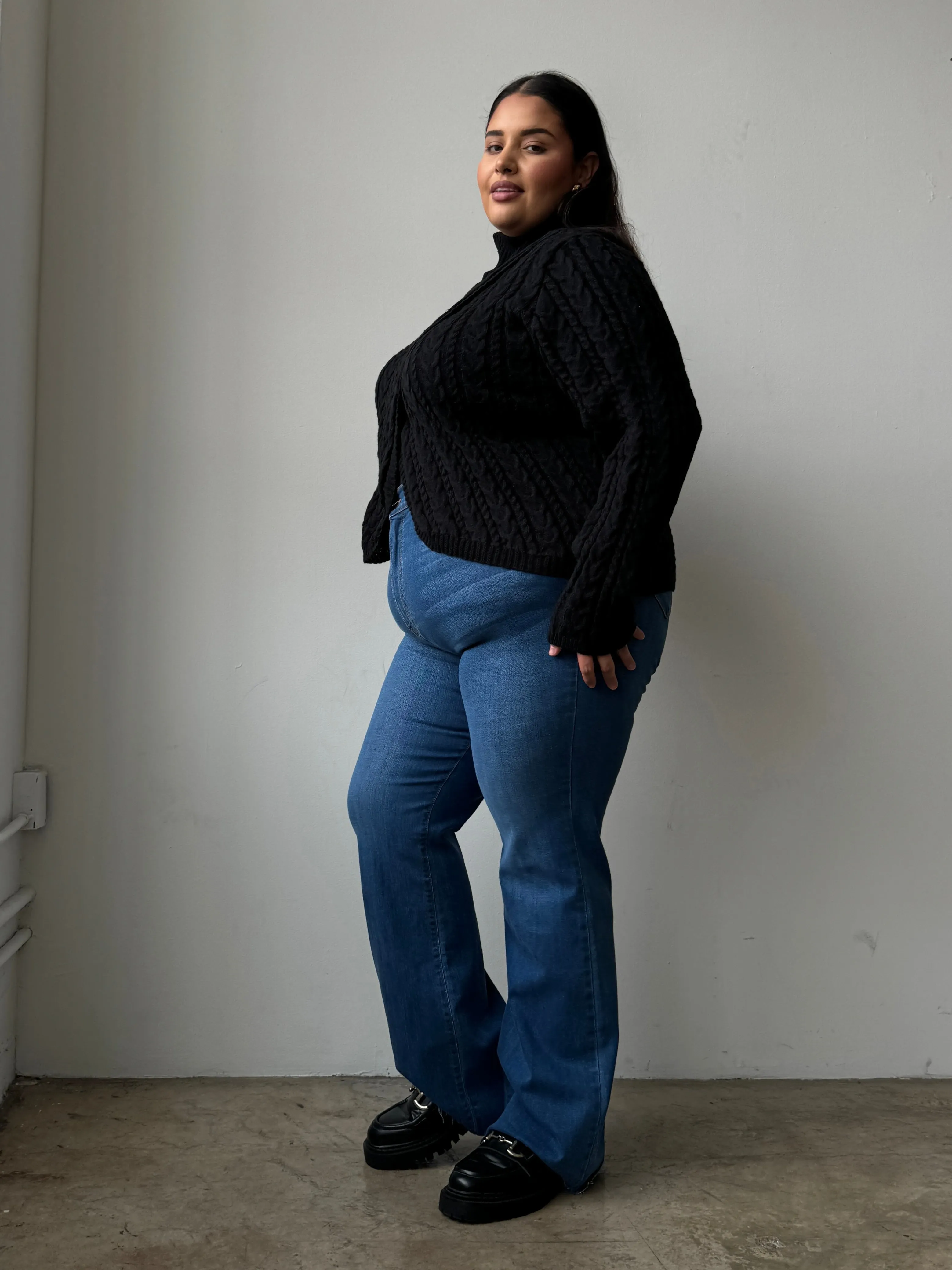 Plus Size Straight Raw Fray Jeans