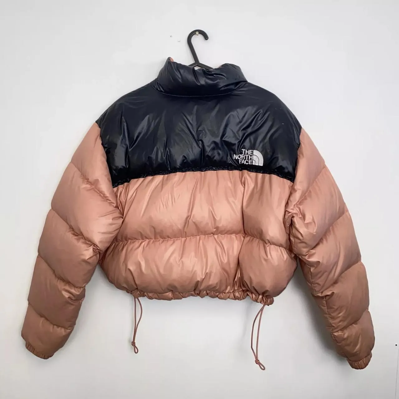 Preowned The North Face Womens 700 Down Nuptse Crop Puffer Jacket Size XL Pink Black